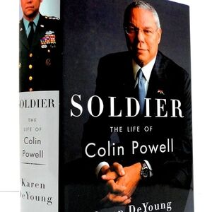 Soldier: The Life of Colin Powell by Karen DeYoung - Black Cover
